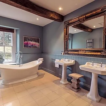 Plough 5* Lupton