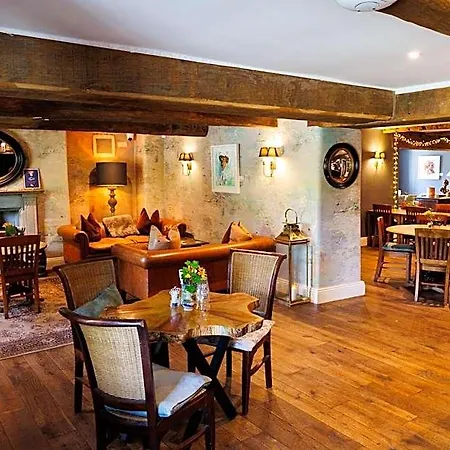 Plough 5* Lupton